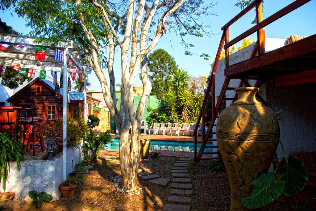 Homebase Melville Backpackers Johannesburg Buitenkant foto